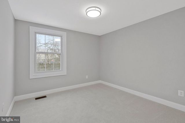 709 N BELFORT ST, Sterling, VA 20164