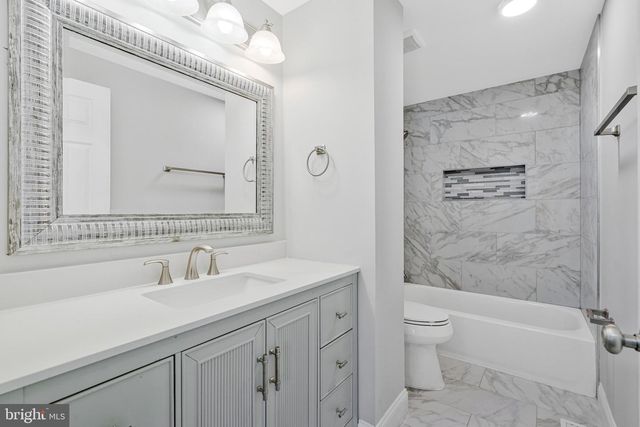 709 N BELFORT ST, Sterling, VA 20164