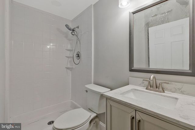 709 N BELFORT ST, Sterling, VA 20164