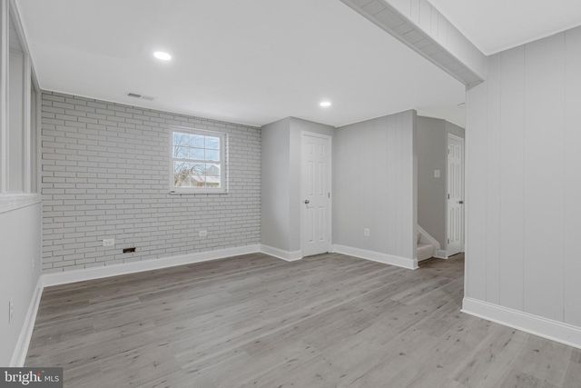 709 N BELFORT ST, Sterling, VA 20164