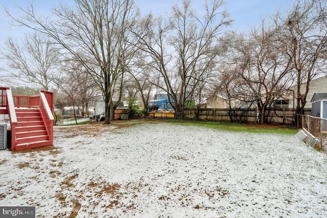 709 N BELFORT ST, Sterling, VA 20164