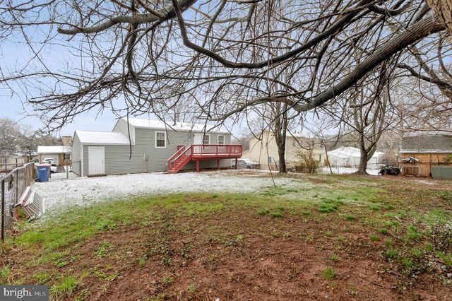 709 N BELFORT ST, Sterling, VA 20164