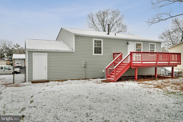 709 N BELFORT ST, Sterling, VA 20164