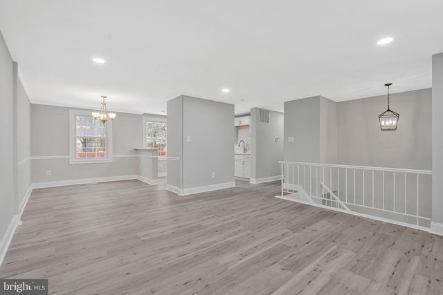 709 N BELFORT ST, Sterling, VA 20164