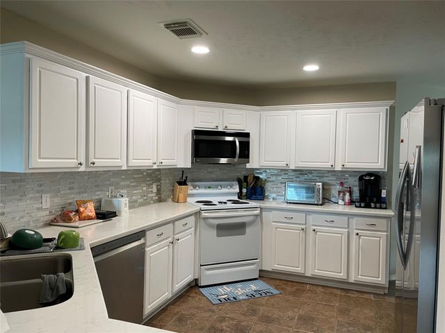 19631 Amistad Drive, Tomball, TX 77375