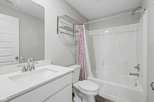 17255 Seaboard Place, Noblesville, IN 46060