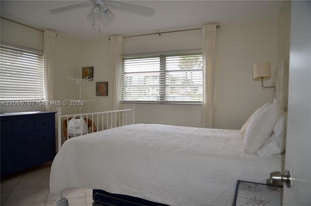 17050 NE 14th Ave 115, Miami, FL 33162