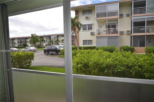 17050 NE 14th Ave 115, Miami, FL 33162
