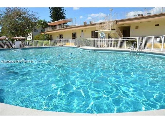 17050 NE 14th Ave 115, Miami, FL 33162