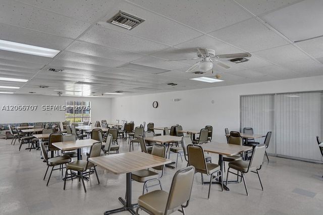 17050 NE 14th Ave 115, Miami, FL 33162
