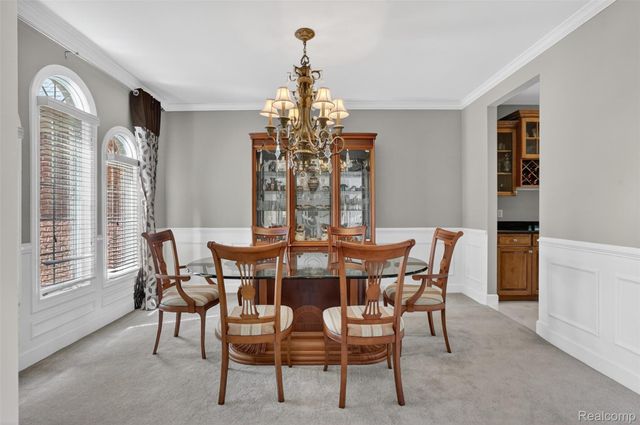 2747 Pebble Beach Drive, Oakland Charter Township, MI 48363