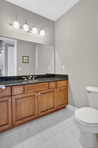 2747 Pebble Beach Drive, Oakland Charter Township, MI 48363