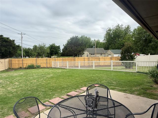 4 SW 92nd Place, Oklahoma City, OK 73139