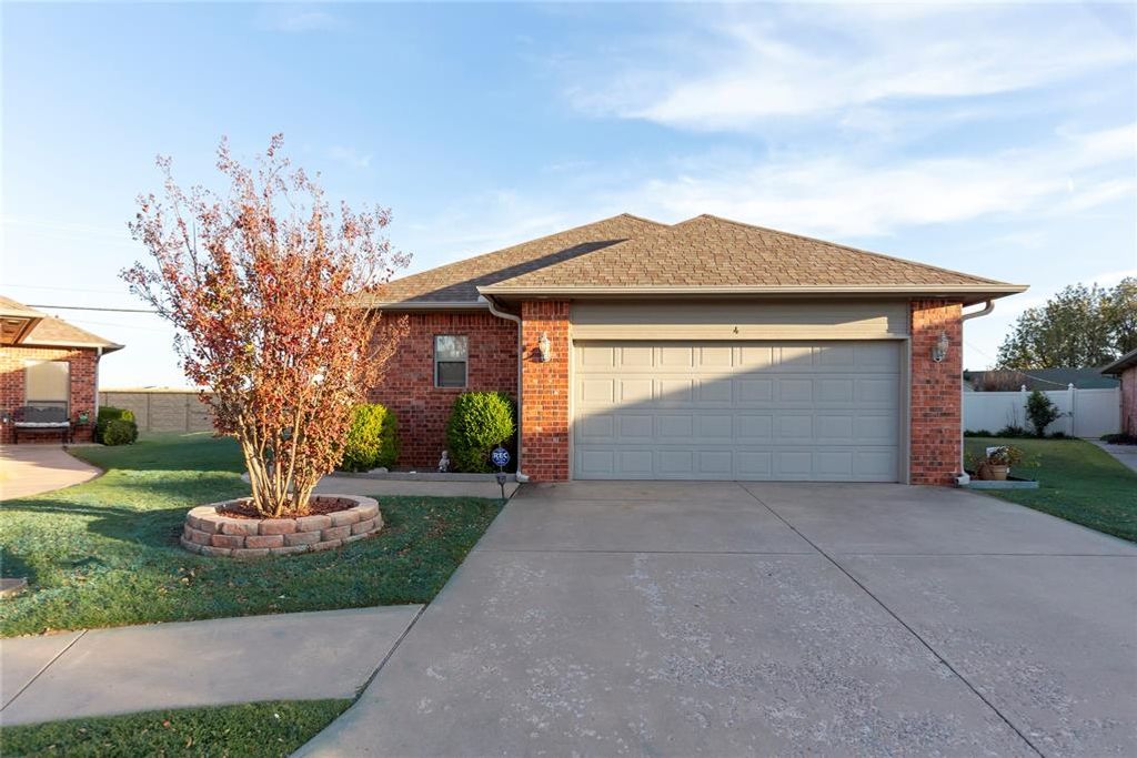 4 SW 92nd Place, Oklahoma City, OK 73139