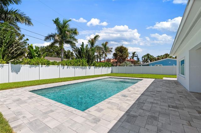 113 17TH STREET, Belleair Beach, FL 33786