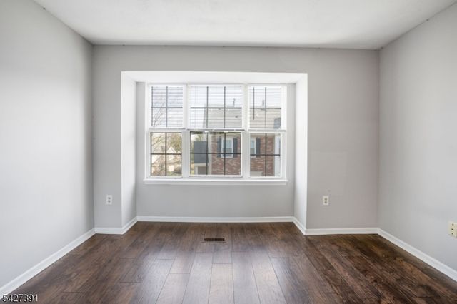 166 Sapphire ln, Franklin Twp., NJ 08823