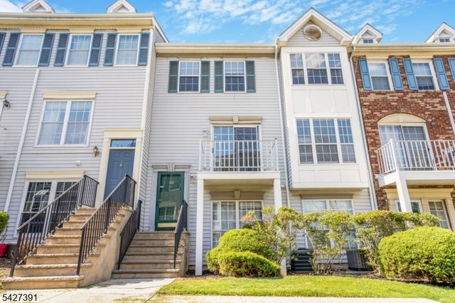 166 Sapphire ln, Franklin Twp., NJ 08823