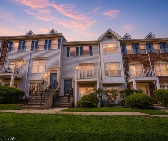 166 Sapphire ln, Franklin Twp., NJ 08823