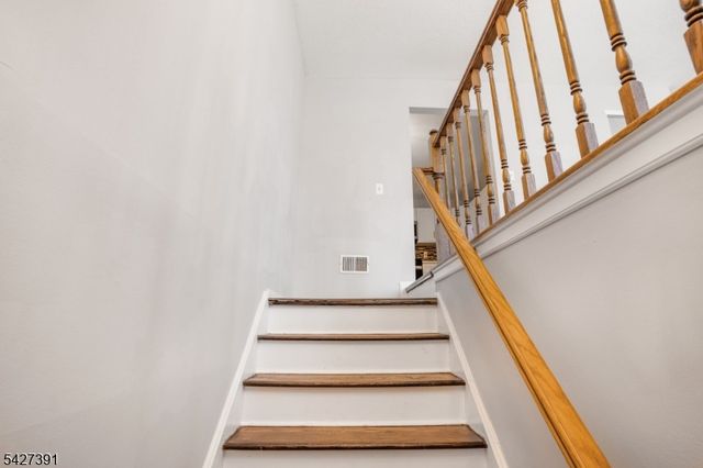 166 Sapphire ln, Franklin Twp., NJ 08823