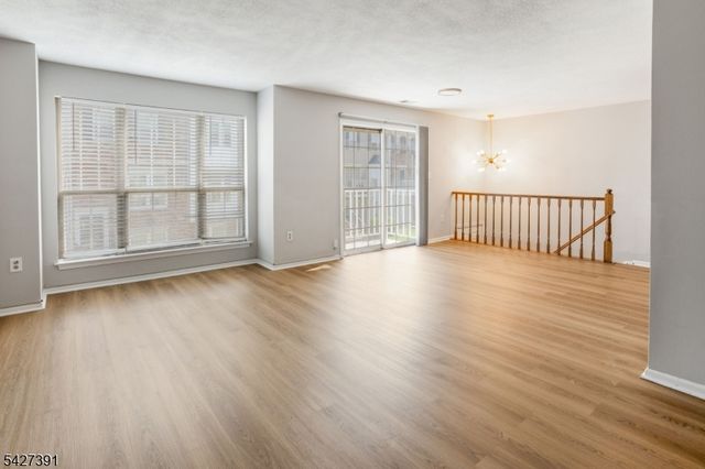166 Sapphire ln, Franklin Twp., NJ 08823