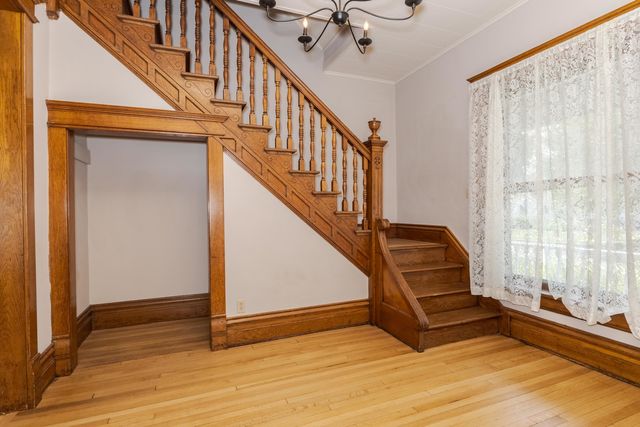 205 E Howard Street, Pontiac, IL 61764