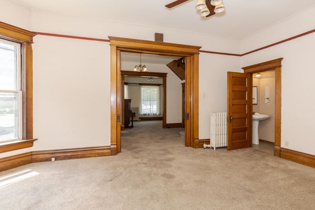 205 E Howard Street, Pontiac, IL 61764