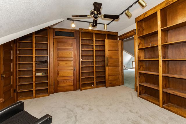 205 E Howard Street, Pontiac, IL 61764