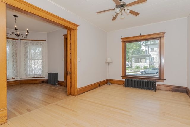 205 E Howard Street, Pontiac, IL 61764