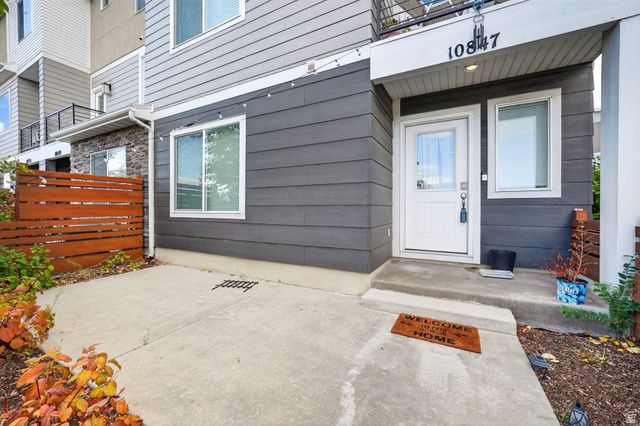 10847 S BIG MEADOW DR, South Jordan, UT 84009