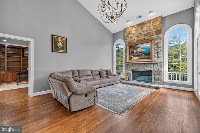 10117 MEYER POINT TER, Potomac, MD 20854