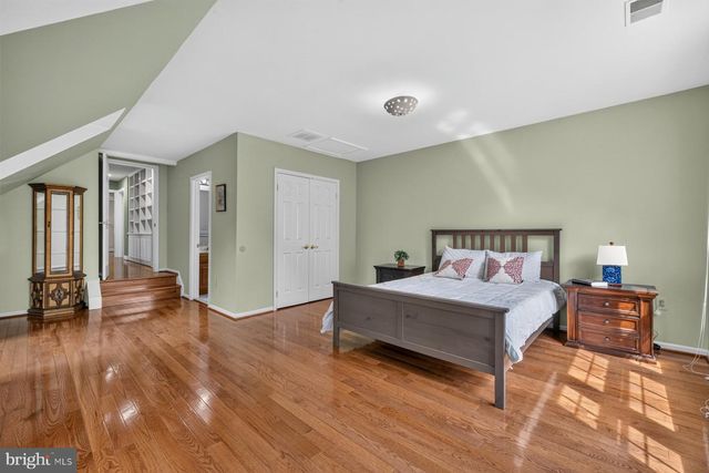 10117 MEYER POINT TER, Potomac, MD 20854