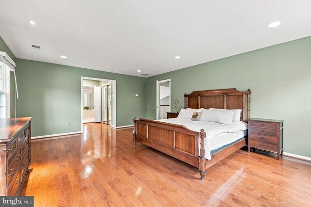 10117 MEYER POINT TER, Potomac, MD 20854