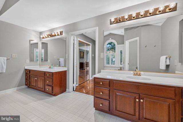 10117 MEYER POINT TER, Potomac, MD 20854
