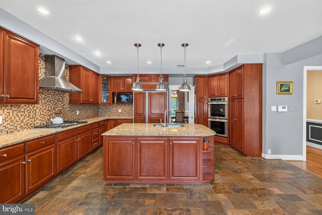 10117 MEYER POINT TER, Potomac, MD 20854