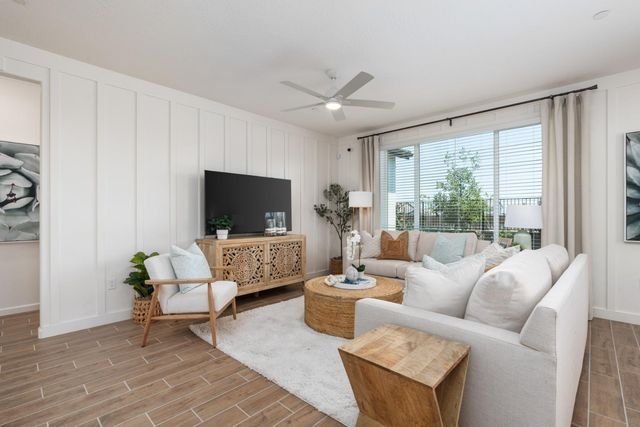 6719 E Home Avenue, Fresno, CA 93727