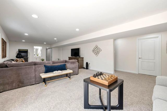 113 IRELAND DR, Fredericksburg, VA 22406