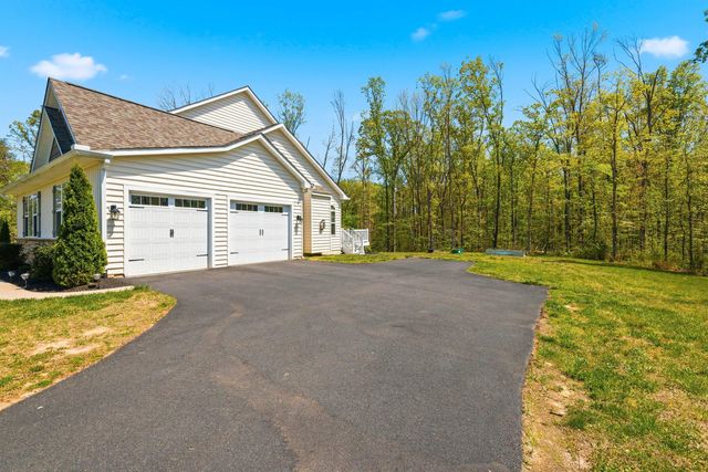 113 IRELAND DR, Fredericksburg, VA 22406
