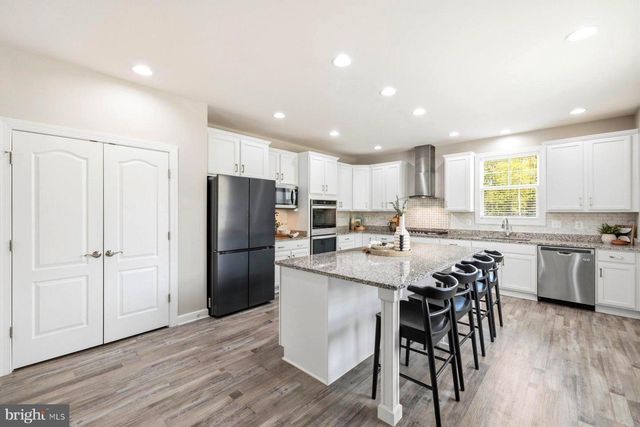 113 IRELAND DR, Fredericksburg, VA 22406