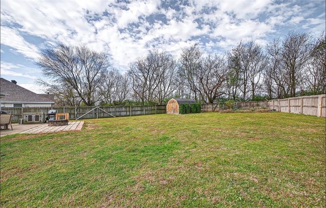 2928 Beaver Creek Street, Springdale, AR 72764