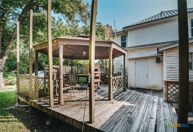 75 Fm 1685, Victoria, TX 77905