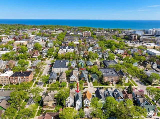 2531 Murray AVENUE, Milwaukee, WI 53211