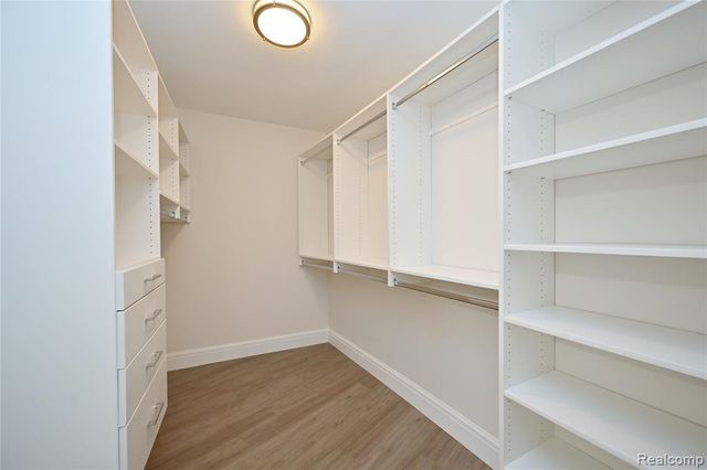211 E Merrill Street 505, Birmingham, MI 48009