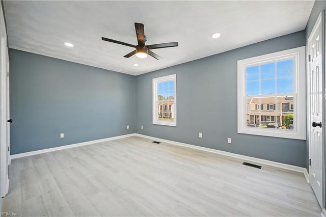 1556 Fairfax DR, Virginia Beach, VA 23453