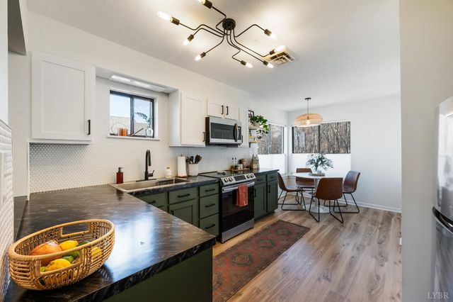 1124 Twin Springs Court, Forest, VA 24551