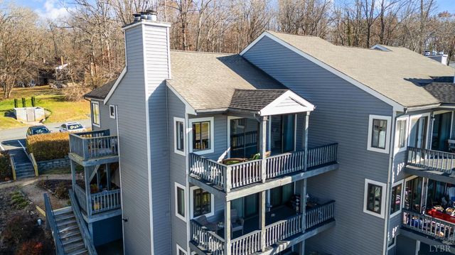 1124 Twin Springs Court, Forest, VA 24551