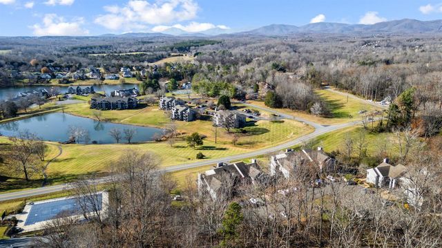 1124 Twin Springs Court, Forest, VA 24551