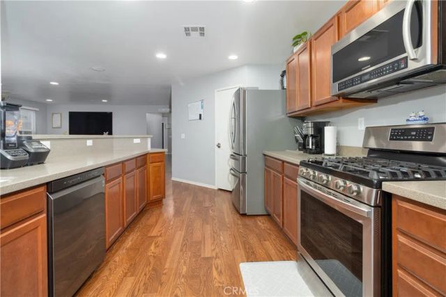 684 Julian, San Jacinto, CA 92582