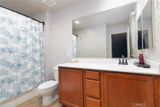 684 Julian, San Jacinto, CA 92582