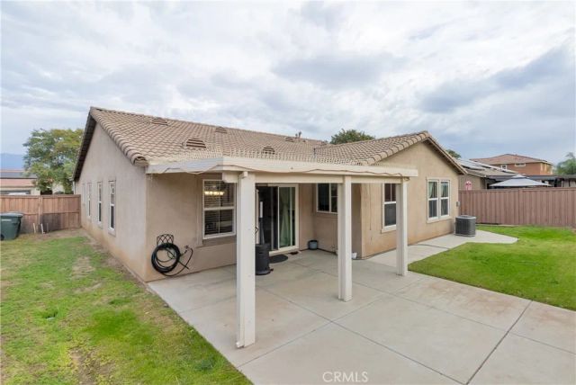 684 Julian, San Jacinto, CA 92582