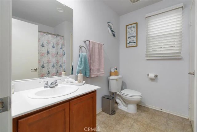 684 Julian, San Jacinto, CA 92582